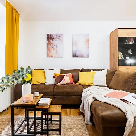 Days - One Bedroom With Tv & Netflix, 5 Minutes To National Museum Apartment Prag